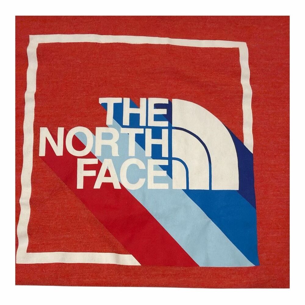 NWOT The North Face TNF Women's Size Small Short Sleeve Logo Shirt